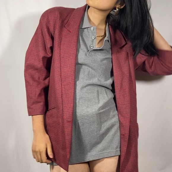 Vintage Carlisle Red and Grey Houndstooth Blazer - Picture 3 of 10